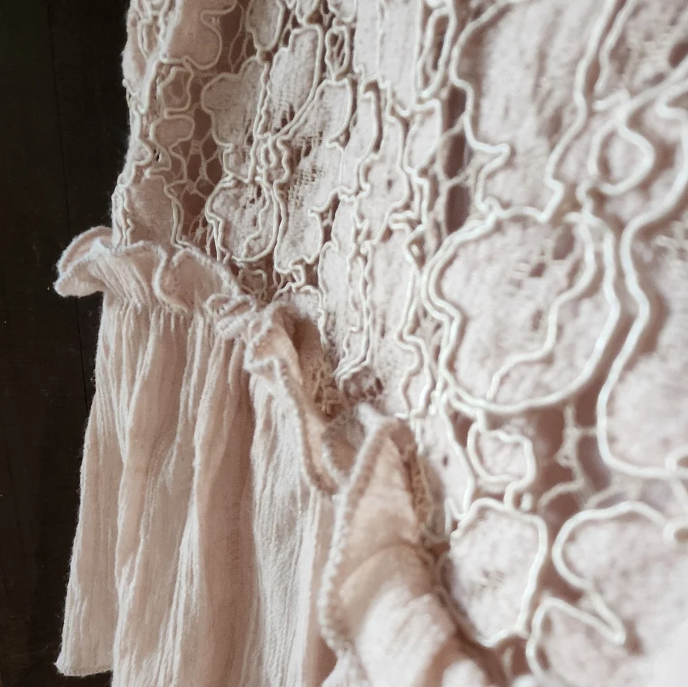 Adiva Pink Lace Blouse - Picture 4 of 5